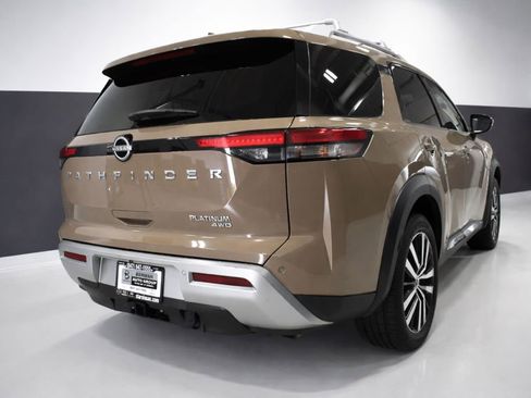 Certified 2023 Nissan Pathfinder Platinum image 8