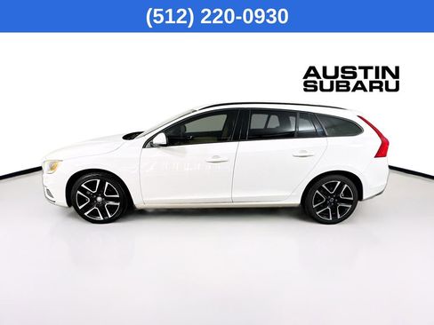 Used 2018 Volvo V60 T5 Dynamic w/ Vision Package image 4