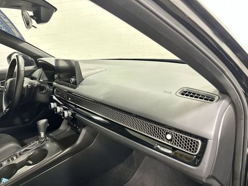 Used 2025 Honda Civic Sport image 23