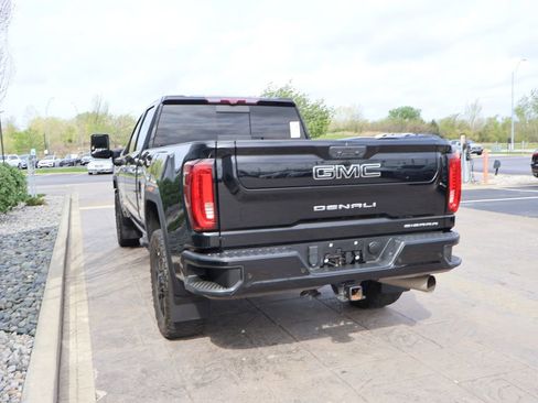 Used 2021 GMC Sierra 2500 Denali w/ Denali Black Diamond Edition image 10