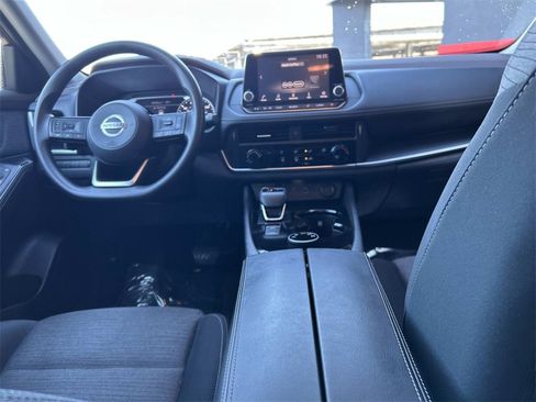 Used 2021 Nissan Rogue S image 16