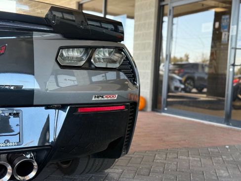 Used 2015 Chevrolet Corvette Z06 w/ 3LZ Preferred Equipment Group image 77