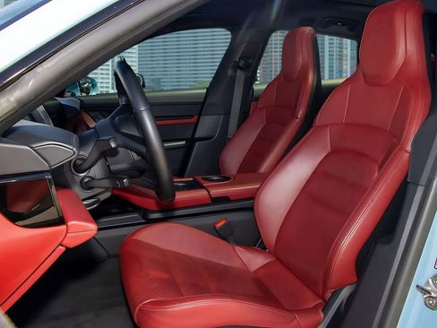 Used 2022 Porsche Taycan 4 Cross Turismo image 18