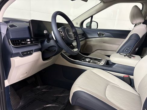 New 2026 Kia Carnival EX FWD image 20