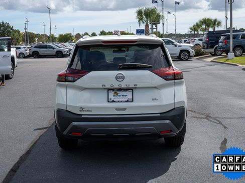 Used 2023 Nissan Rogue SL image 4