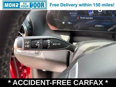 Used 2025 Chevrolet Equinox LT w/ Safety and Technology Package FWD image 18