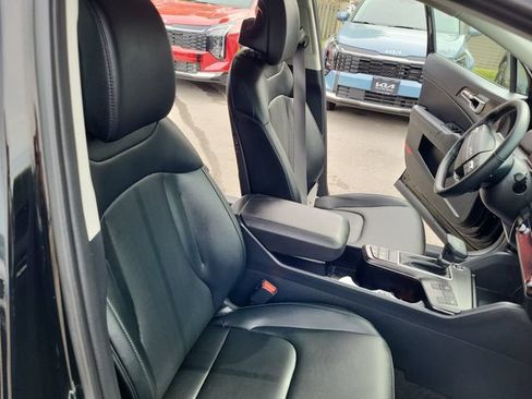 Certified 2026 Kia Sportage EX FWD image 16