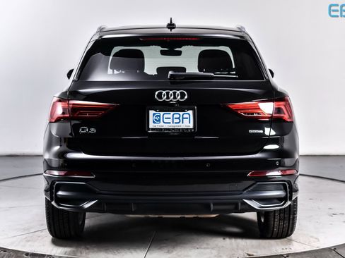 Used 2020 Audi Q3 2.0T Premium w/ Convenience Package image 5