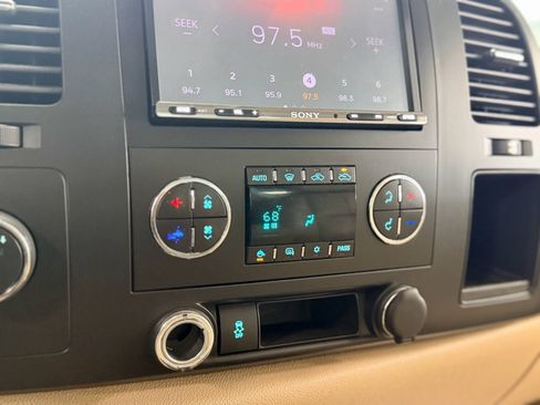 Used 2013 Chevrolet Silverado 1500 LT w/ All-Star Edition image 21