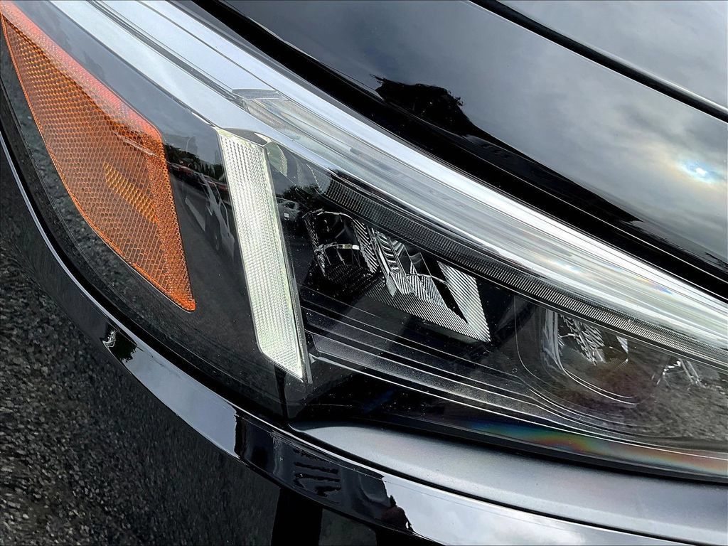 Used 2022 Honda Civic Touring image 34