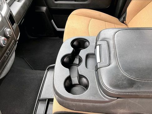 Used 2021 RAM 1500 Classic SLT AWD/4WD image 19