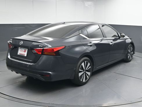 Used 2022 Nissan Altima 2.5 SV image 8