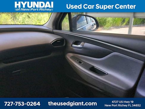 Used 2023 Hyundai Santa Fe SE FWD image 18
