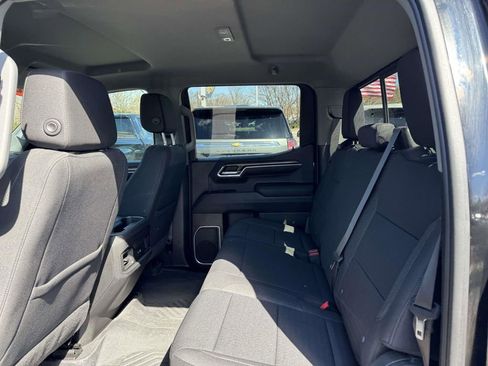 Used 2023 Chevrolet Silverado 1500 RST w/ Convenience Package II AWD/4WD image 9
