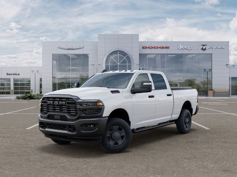 New 2026 RAM 2500 Tradesman AWD/4WD image 27