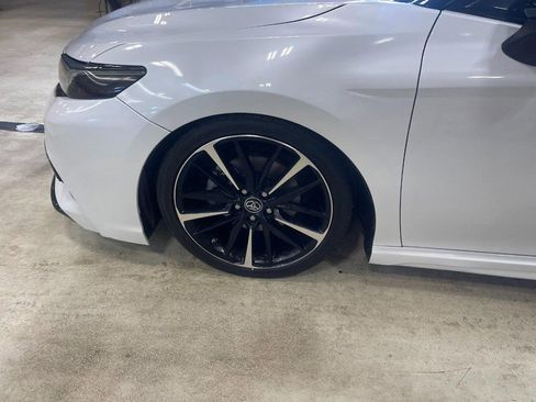 Used 2019 Toyota Camry XSE image 6