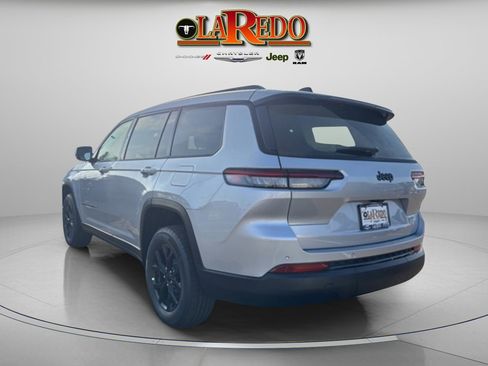 New 2025 Jeep Grand Cherokee L Altitude image 5
