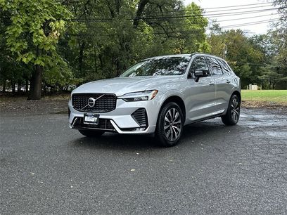 New 2025 Volvo XC60 B5 Core w/ Protection Package Premier