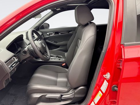 Used 2025 Honda Civic Sport image 11