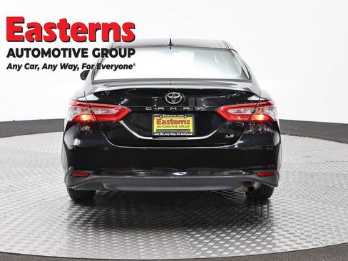 Used 2019 Toyota Camry LE image 6