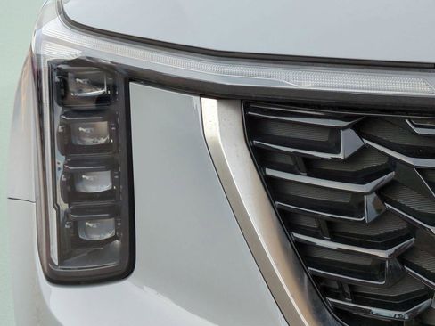 Used 2024 Kia Sorento S image 10