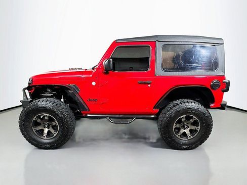 Used 2018 Jeep Wrangler Sport AWD/4WD image 4