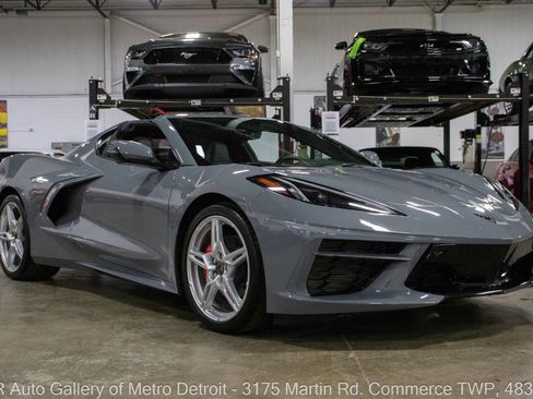 Used 2024 Chevrolet Corvette Stingray Preferred Cpe w/ 2LT RWD image 11