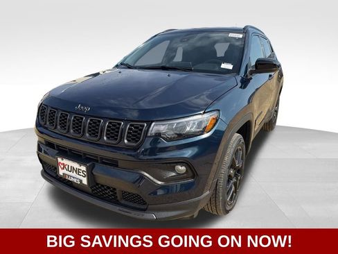 New 2026 Jeep Compass Latitude image 8