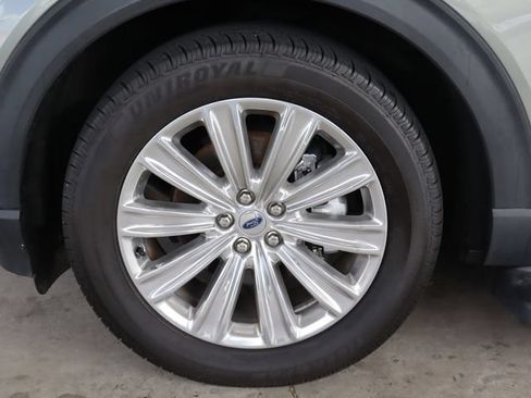 Used 2020 Ford Explorer Limited RWD image 11