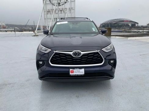 Certified 2020 Toyota Highlander XLE image 4