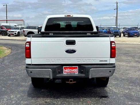 Used 2015 Ford F250 XLT w/ XLT Value Package AWD/4WD image 8
