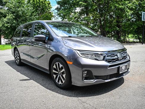 Used 2026 Honda Odyssey EX-L image 6