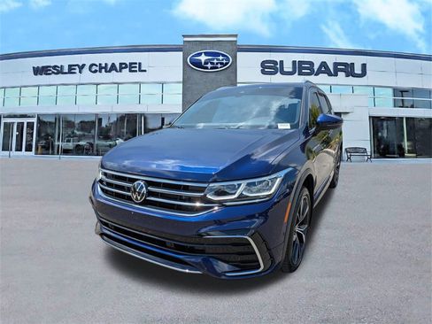 Used 2023 Volkswagen Tiguan SEL R-Line image 7