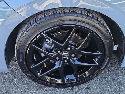 Certified 2024 Honda Civic Sport image 7