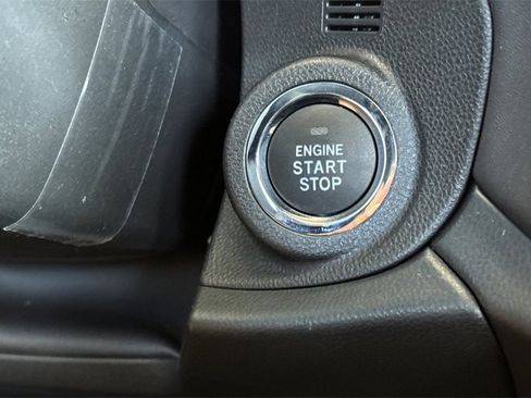 Certified 2025 Subaru Legacy Limited image 22