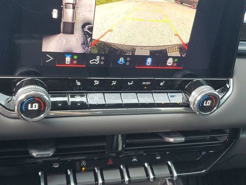 New 2026 GMC Canyon Elevation w/ Convenience Package RWD image 23