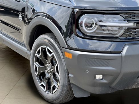 New 2025 Ford Bronco Sport Outer Banks w/ Outer Banks Tech Package+ image 43