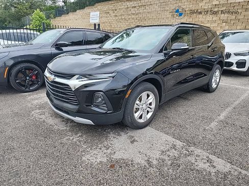 Used 2020 Chevrolet Blazer LT FWD image 1
