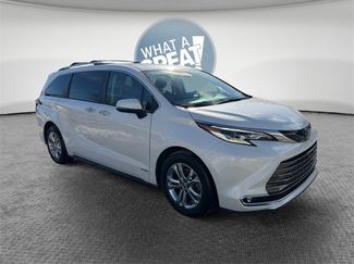 Certified 2021 Toyota Sienna Platinum video 1
