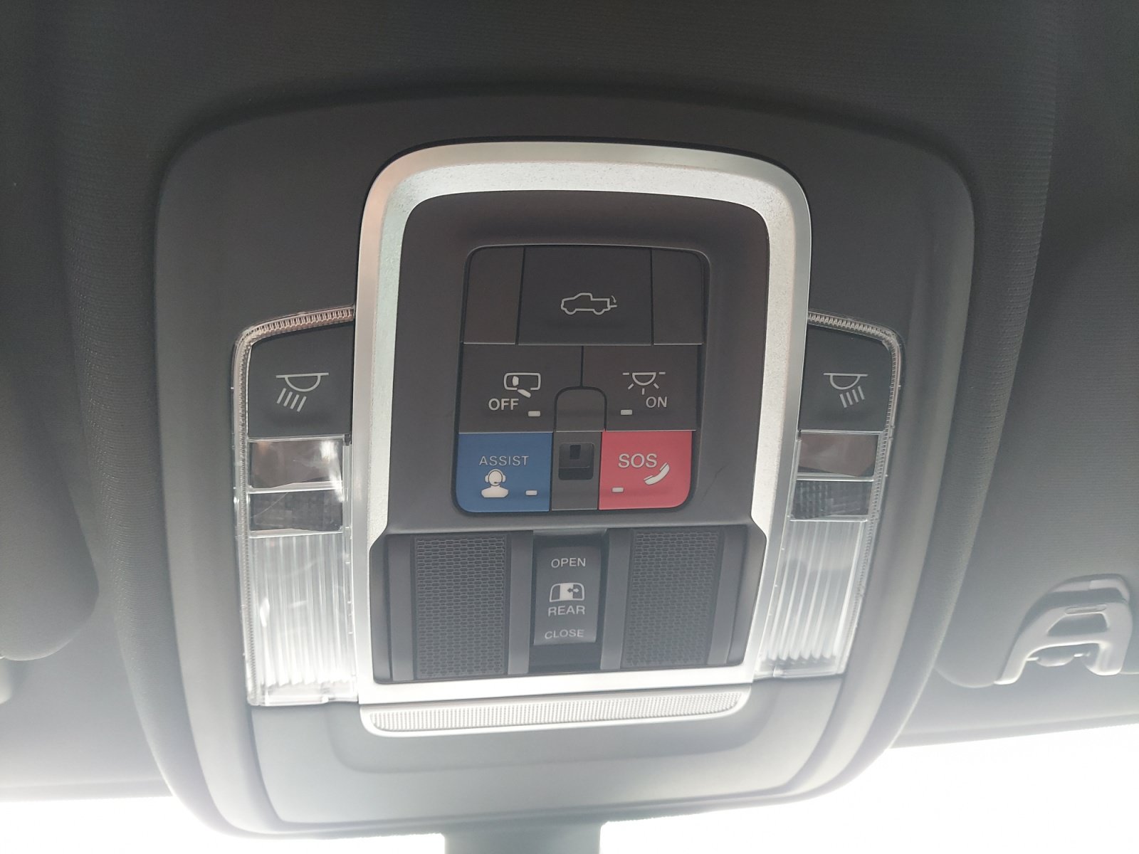 Used 2021 RAM 2500 Laramie AWD/4WD image 19