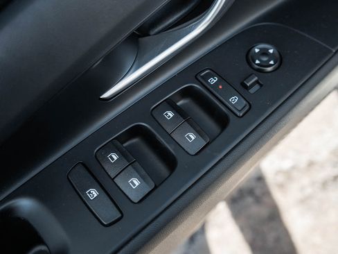 New 2026 Hyundai Elantra SE FWD image 15
