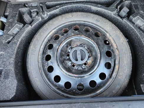 Used 2017 GMC Terrain SLT w/ Open Road Package image 39