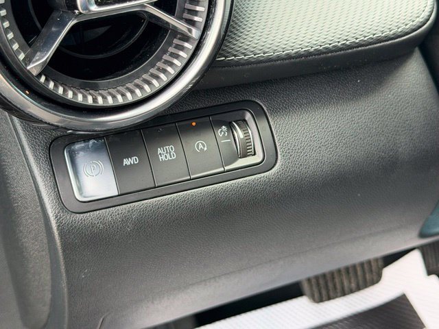 Used 2026 Chevrolet Equinox LT AWD/4WD image 23