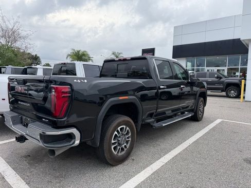 Used 2024 GMC Sierra 2500 SLT w/ SLT Premium Package AWD/4WD image 7