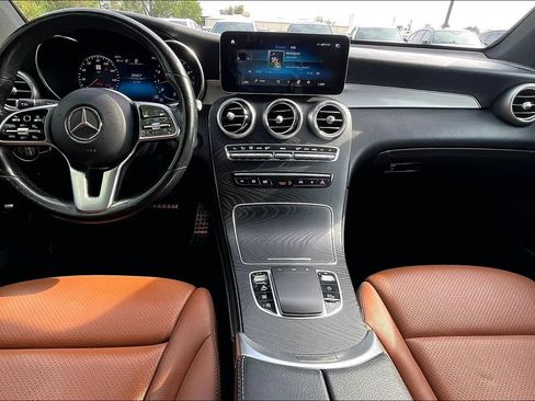 Used 2021 Mercedes-Benz GLC 300 4MATIC w/ AMG Line image 18