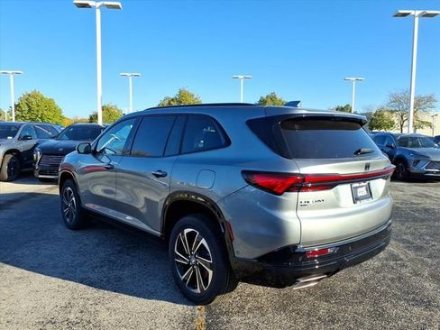 New 2026 Buick Enclave Sport Touring w/ Super Cruise Package image 9