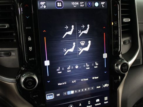 Used 2024 RAM 2500 Laramie image 31