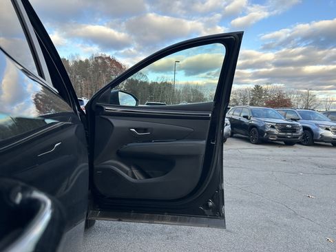 Used 2024 Hyundai Santa Cruz Limited image 33