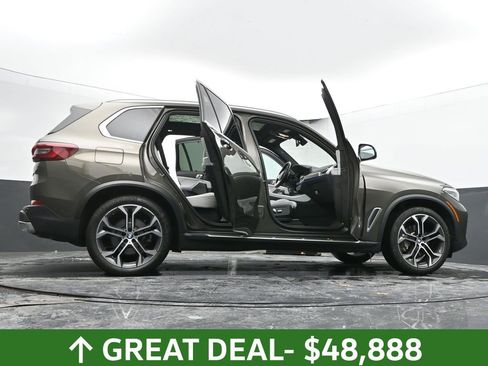Used 2023 BMW X5 xDrive40i w/ Premium Package image 74