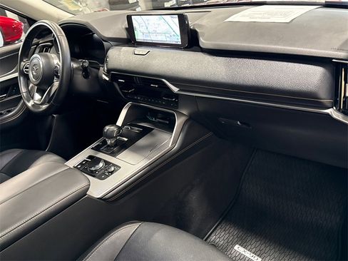 Certified 2024 MAZDA CX-90 Plug-In Hybrid w/ Premium Pkg image 17